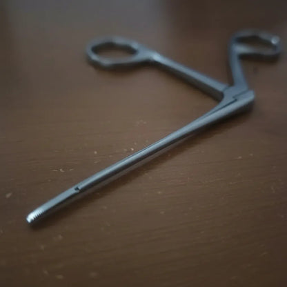 Pinza De Hueso Tipo Kerrison Mordida Horizontal Para Oido